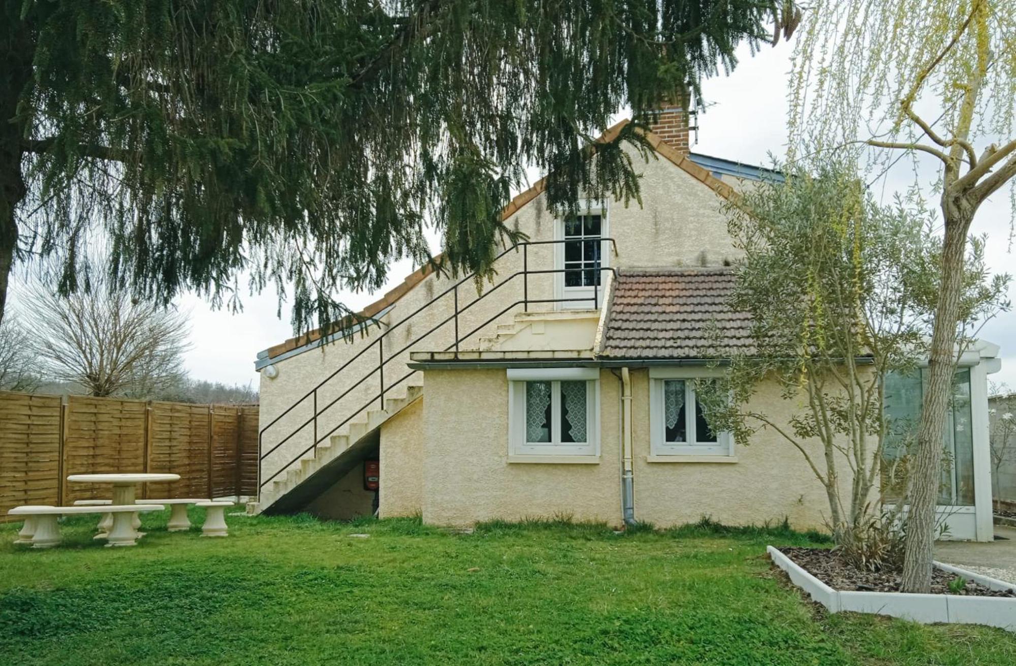 Gite De Montapeine Breteau Bagian luar foto